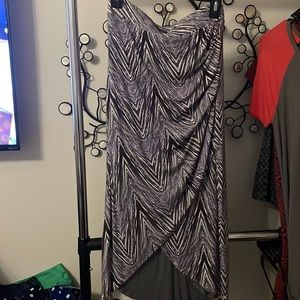 Maeve (Anthropologie) skirt.